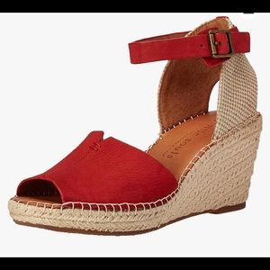 Women’s Gentle Soles Espadrille Wedge Sandals